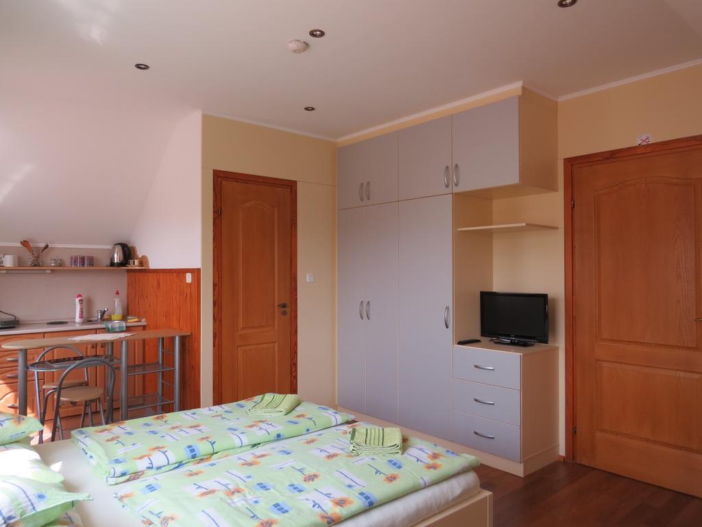 Aranyhal apartman Sarvar Bagian luar foto
